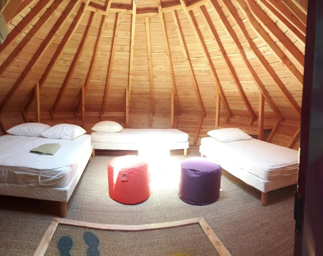 Отель Tipis Du Petit Buisson Saint-Antonin-de-Lacalm Роскошный шатер